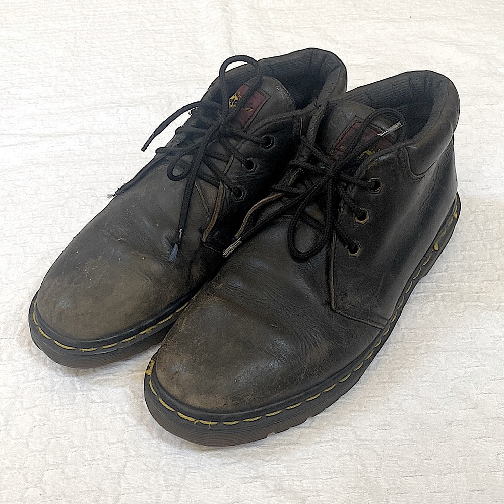 Vintage Doc Martens England Sz 9 Men’s 🔥✨🍃Great condition 👍
